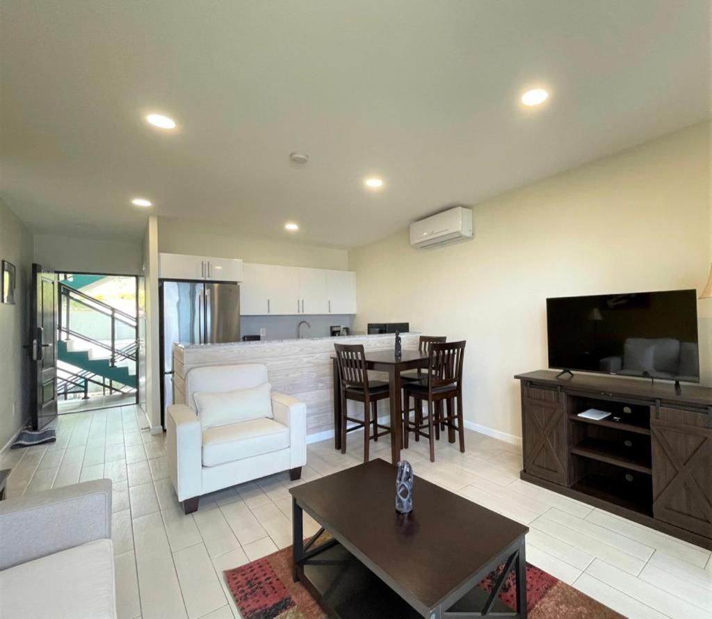 Hillsboro Condominiums Basseterre Exteriör bild